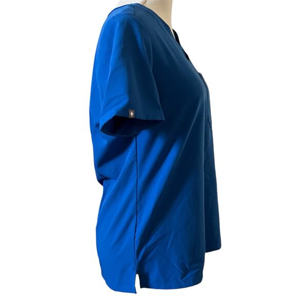 Figs blue scrubs top size S - Picture 4 of 6